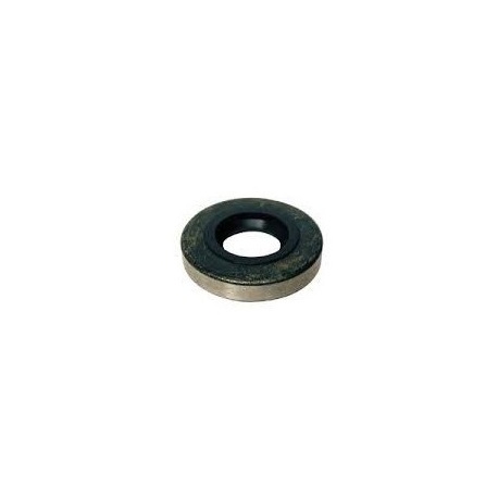 No. 12 Oil seal. Original: 321938